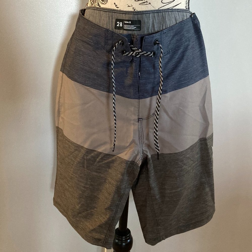 NWOT Hurley Men's Phantom Short Size 28 Heather Blue Gray 18" Long 9" inseam